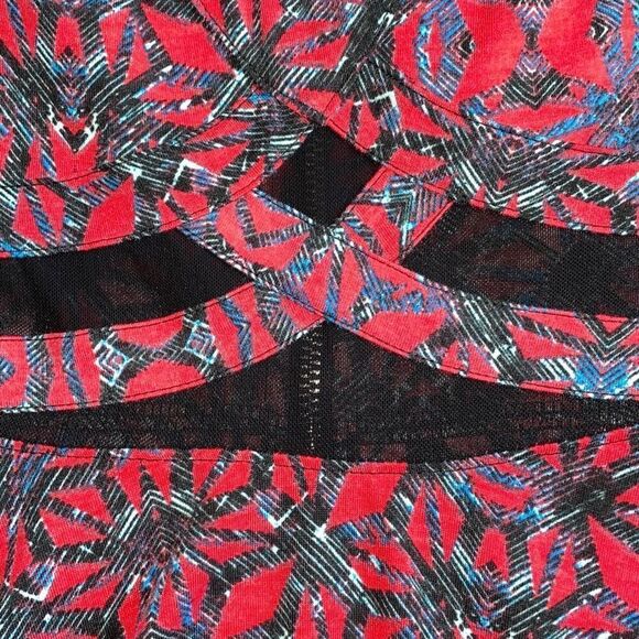 Material Girl NWT Romantic Goth Skater Dress Midriff Cutout Black/Red Print XL - Picture 3 of 7